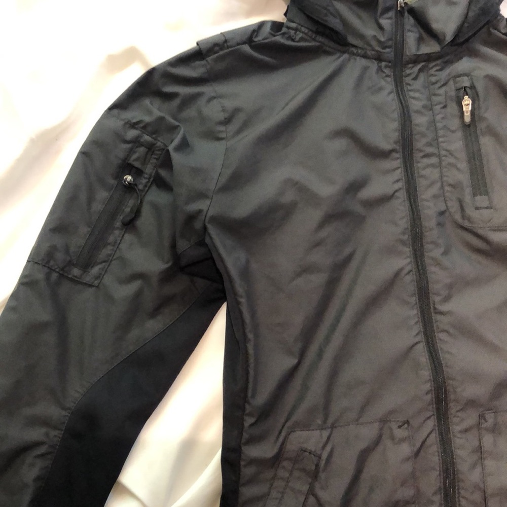 Running jacket - Picture 3 of 7